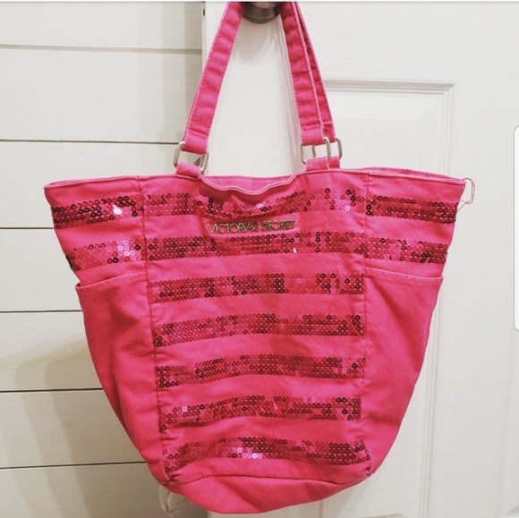 Victoria's Secret Handbags - 🍉 Victoria's Secret Pink Sequin Bag